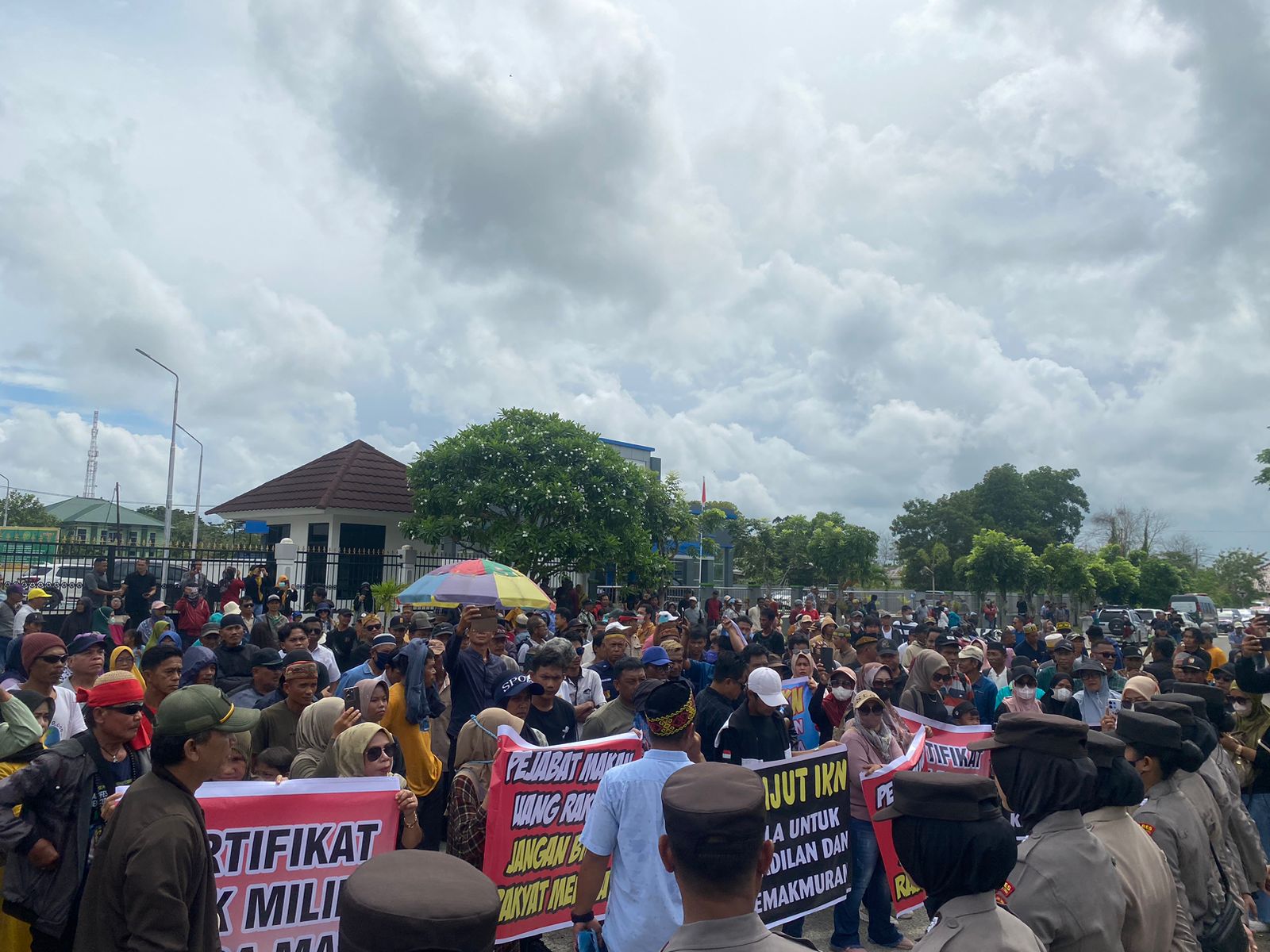 Humanisme Polri Terjaga, Aksi Unjuk Rasa di BPN PPU Berjalan Tertib dan Aman