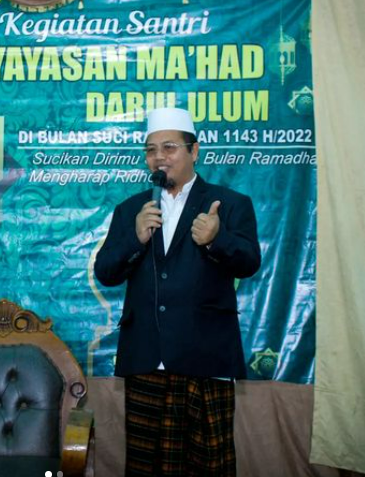 Pimpinan Pesantren Darul Ulum, KH. Ahmad Munawir, Ajak Bangsa Indonesia Hargai Pemimpin